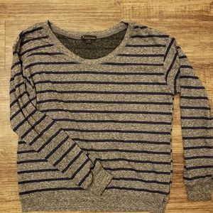 Forever 21 Gray Striped Long Sleeve Top